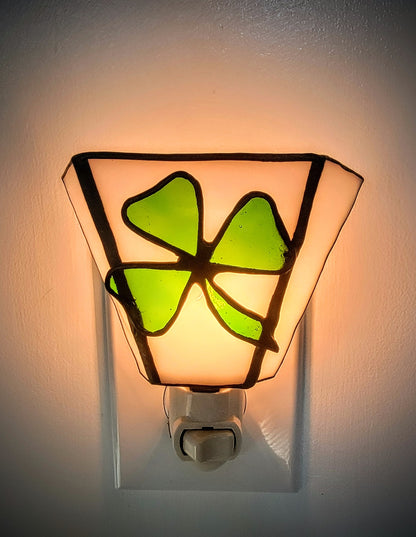 Night-Light, Stained-Glass Shamrock